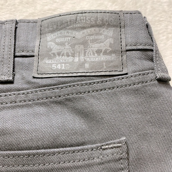 Black Straight Jeans with Comfortable Denim - Picture 5 of 5